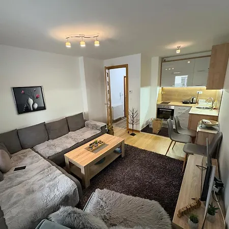 Apartment Mak